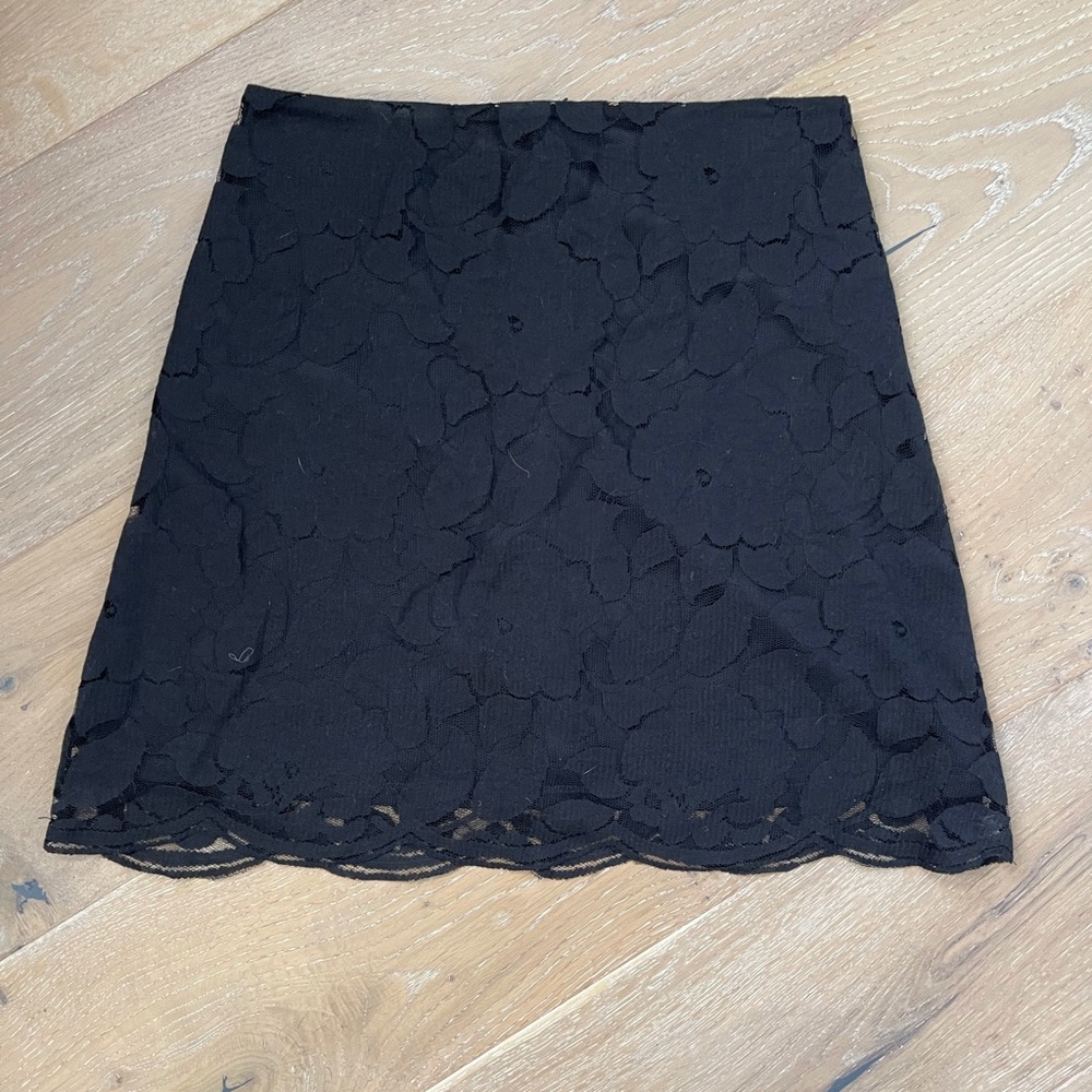 Monteau black lace skirt